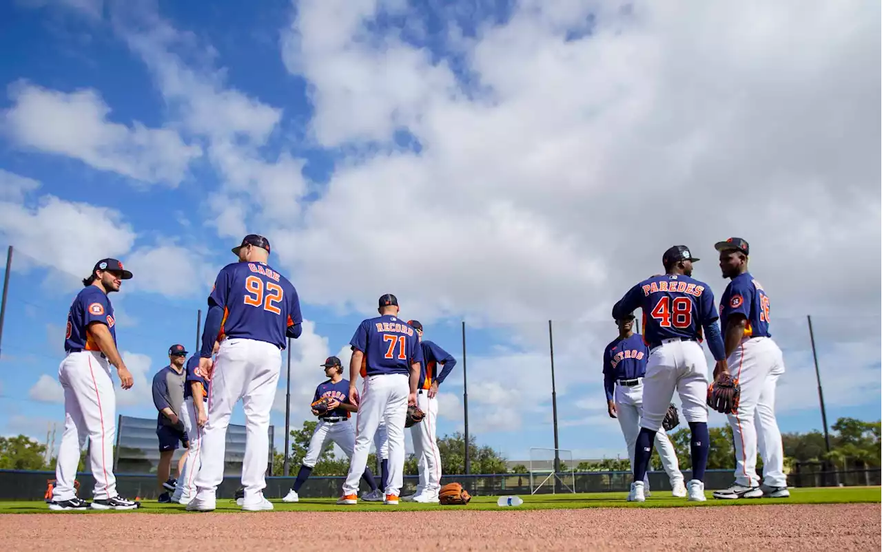 Photos: Astros spring training begins