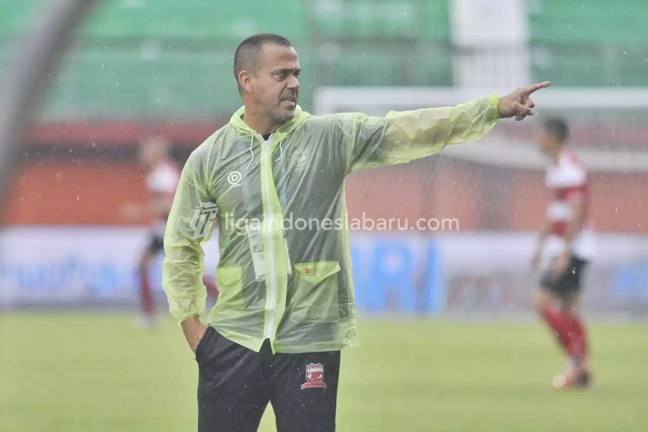 Getun Madura United Gagal Menang di Kandang Lagi, Fabio Lefundes Putar Otak