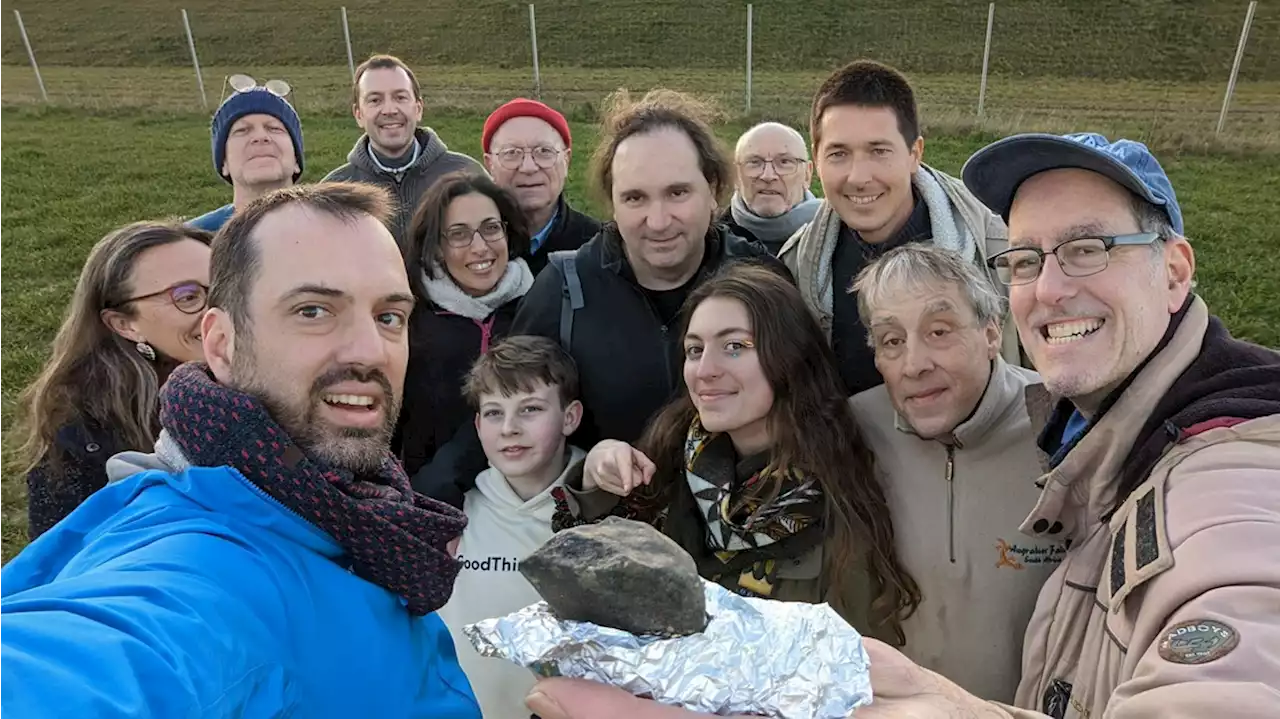 Hallan trozo de meteorito en Francia