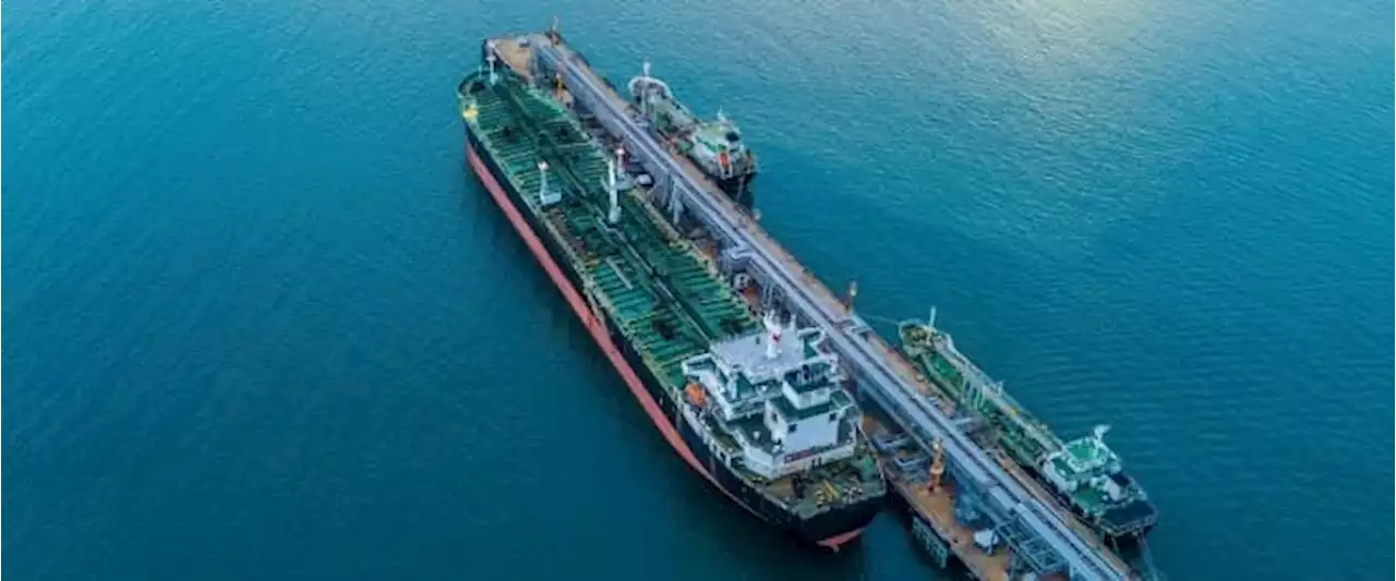 Spanish Port Denies Maersk Tanker Entry Over Russian Oil Links | OilPrice.com