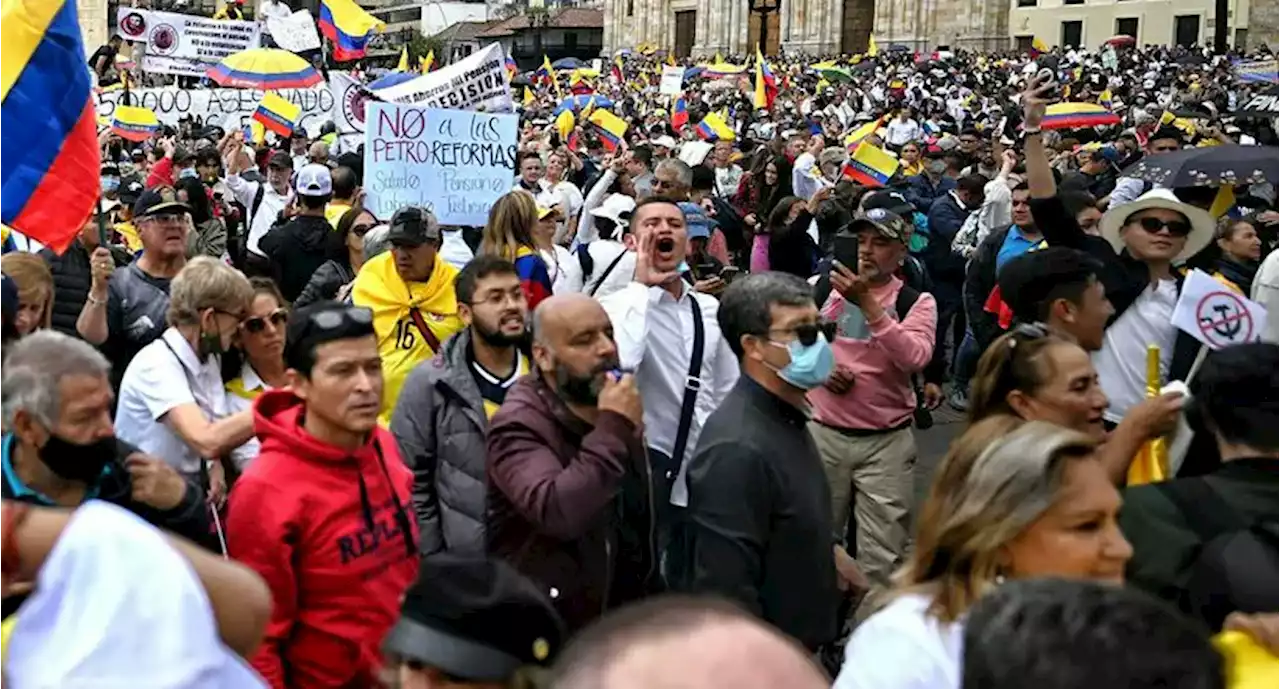 En Bogotá, antipetristas dieron sopa y seco (7 veces más); Claudia López dio dato demoledor - Pulzo