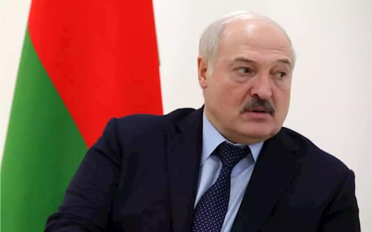 Lukashenko: “Biden venga a Minsk a incontrare Putin per la pace”