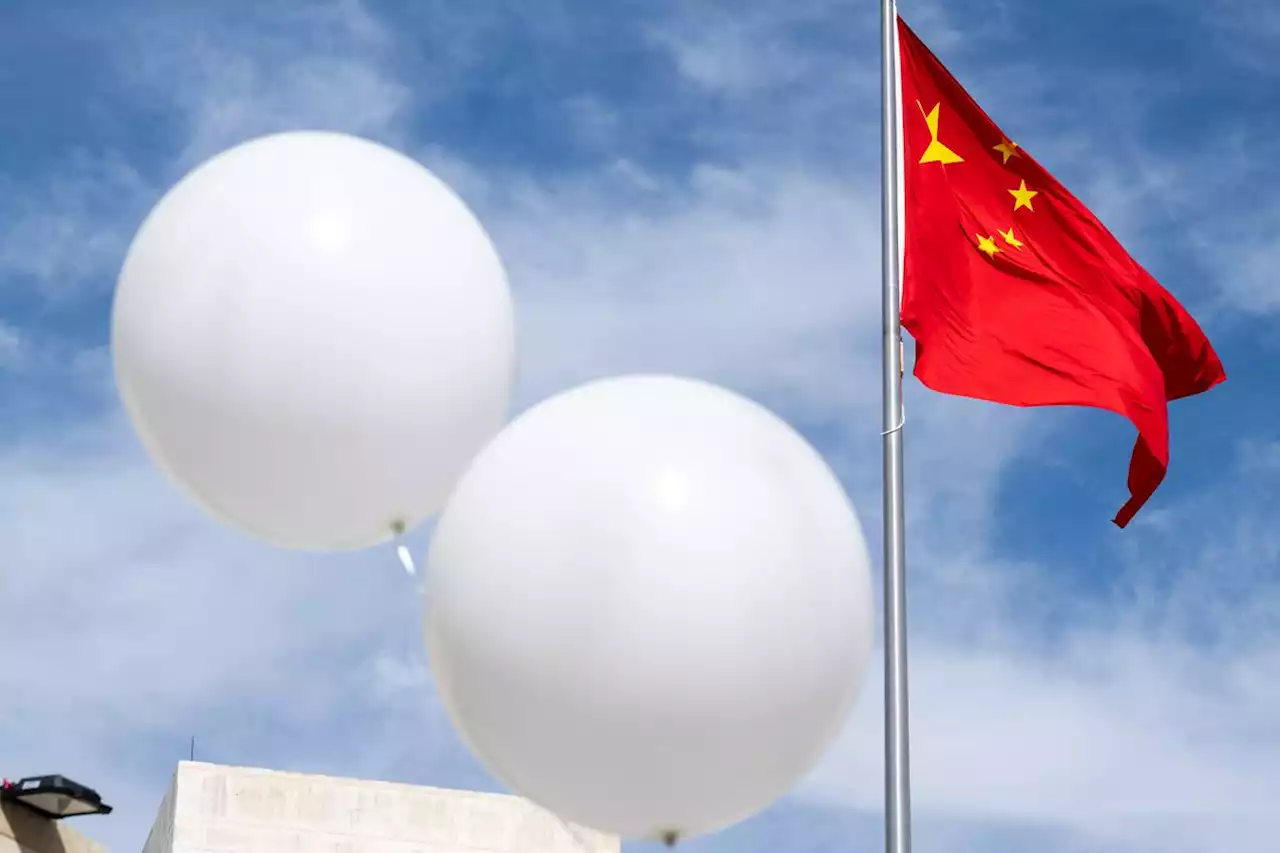 Ballons espions : Taïwan annonce la découverte de fragments tombés du ciel et accuse la Chine