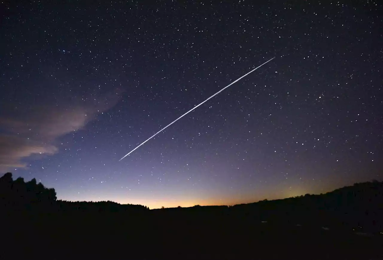 Landes : que sont ces points lumineux alignés dans le ciel et quand les voir ?