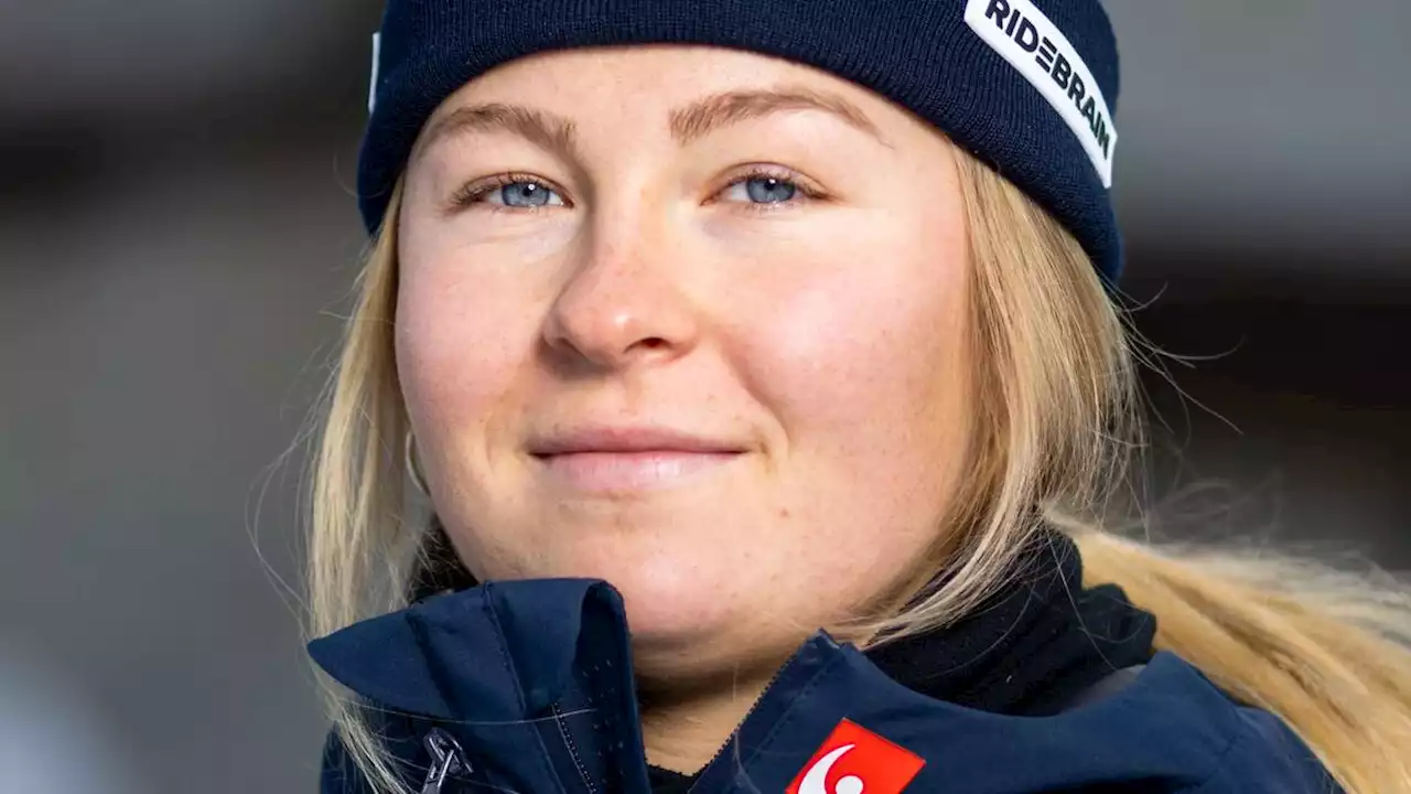 Skicross: Säsongen över för Linnea Mobärg efter knäskada