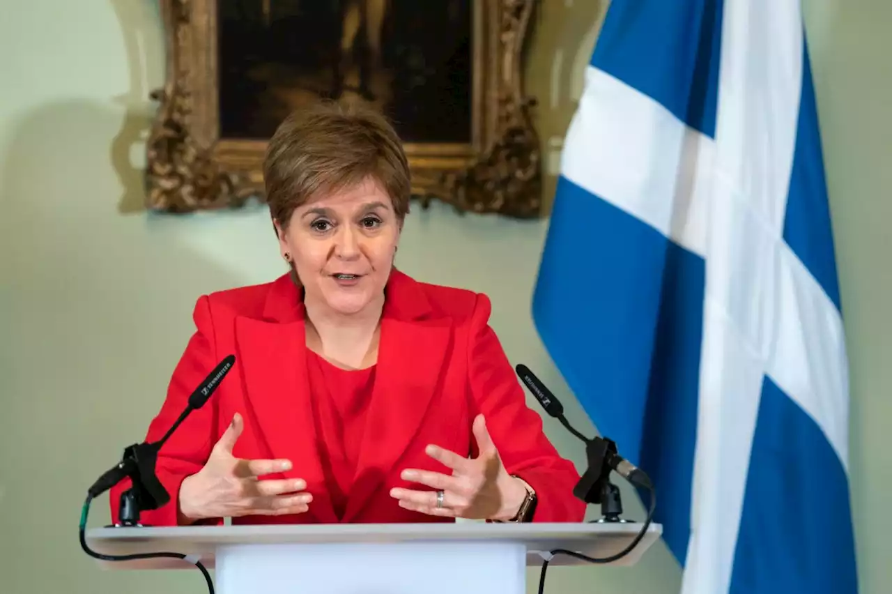 Insiders hit out at Nicola Sturgeon's 'divisive' policies which left SNP in a 'shambles'