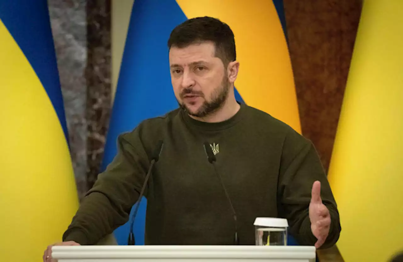 Kyiv says it shot down Russian balloons as Zelenskyy says troops 'firmly holding' Bakhmut