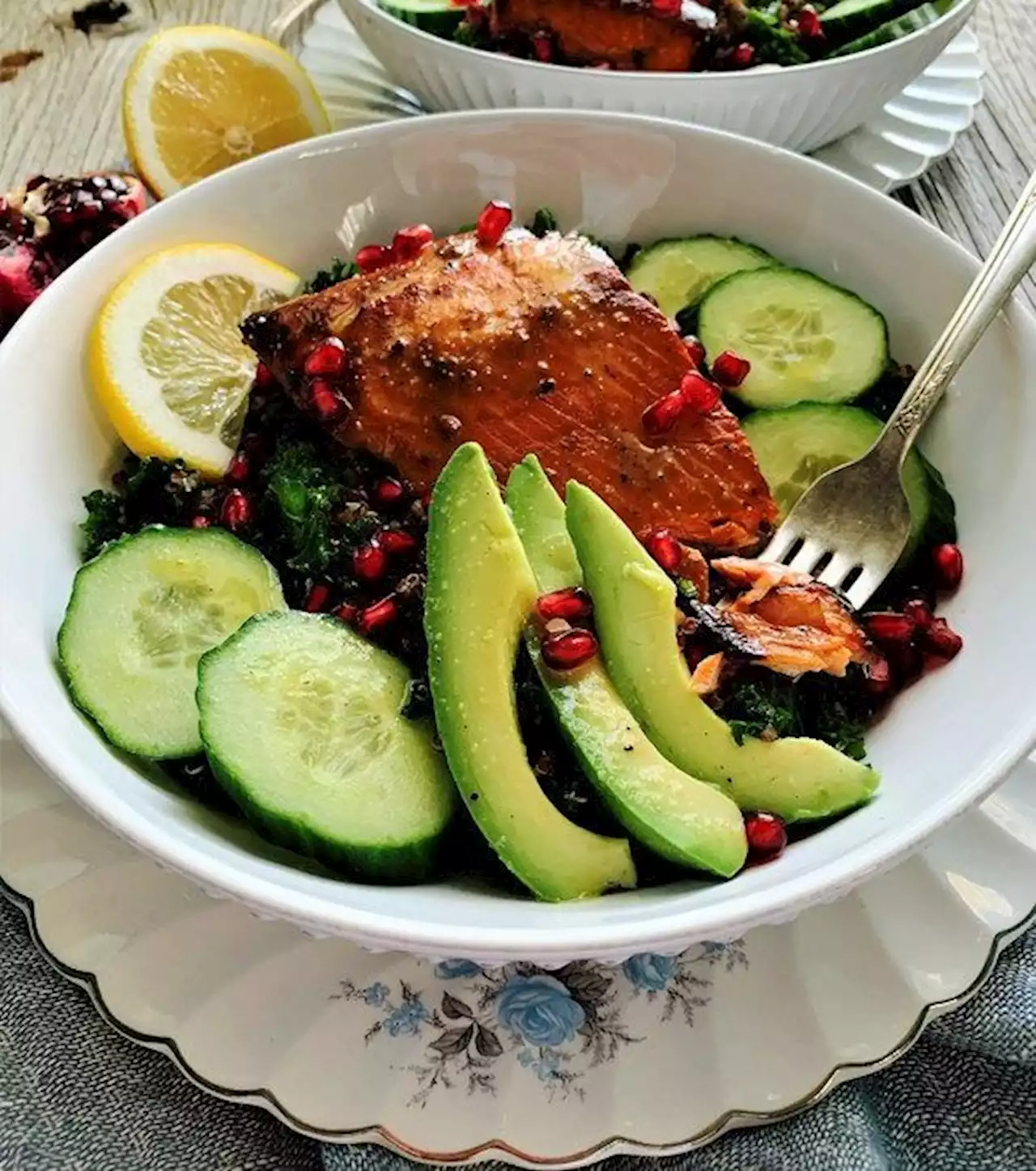 Kohlman: Miso maple salmon and kale are a tasty super-salad combination