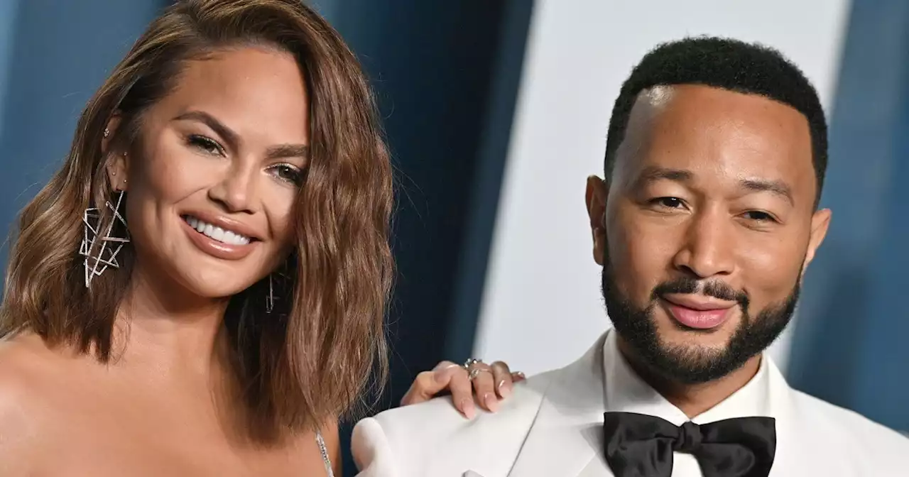 John Legend shares 1st photo of his family of 5: ‘Best Valentine’s dates’