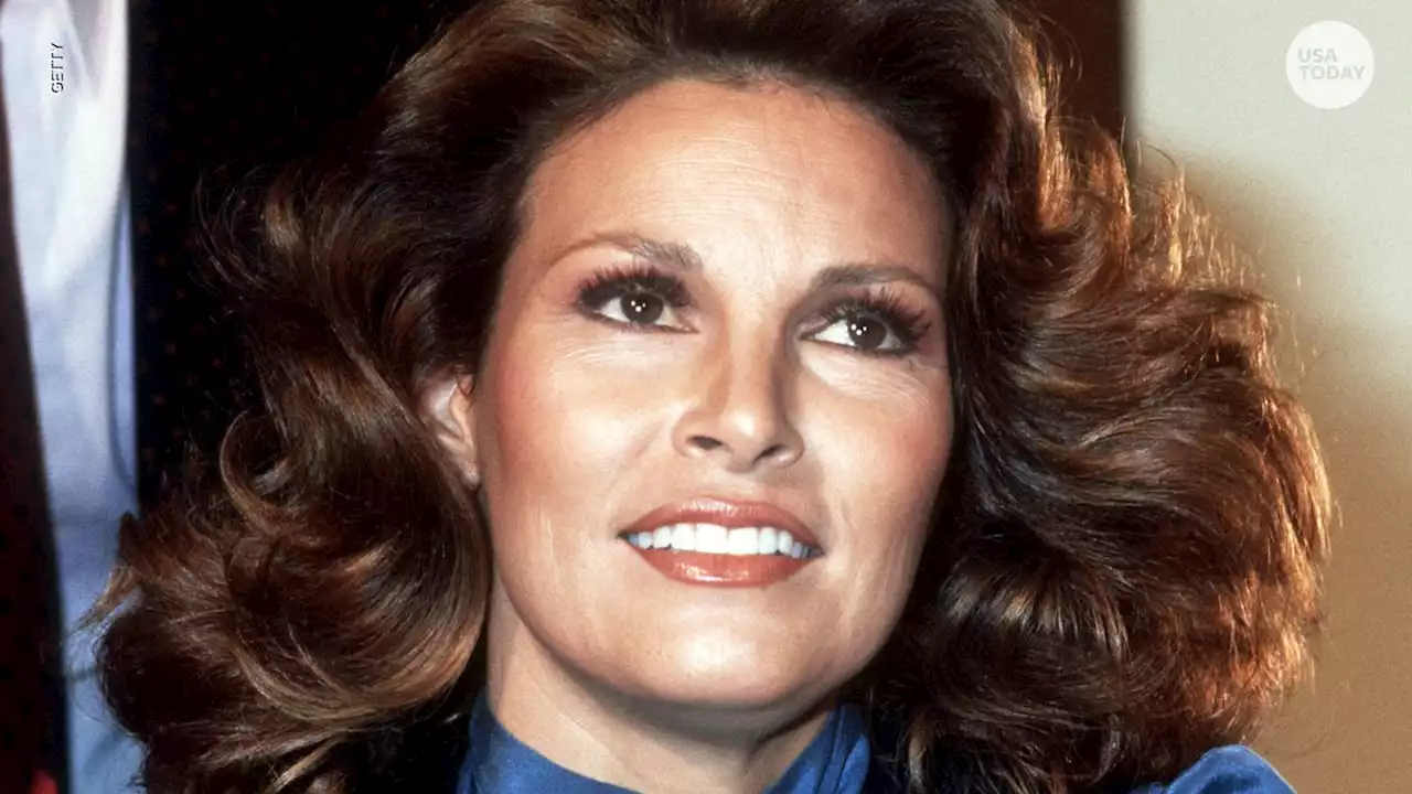 Raquel Welch, sexy star of 'One Million Years B.C.' and 'Fantastic Voyage,' dies at 82