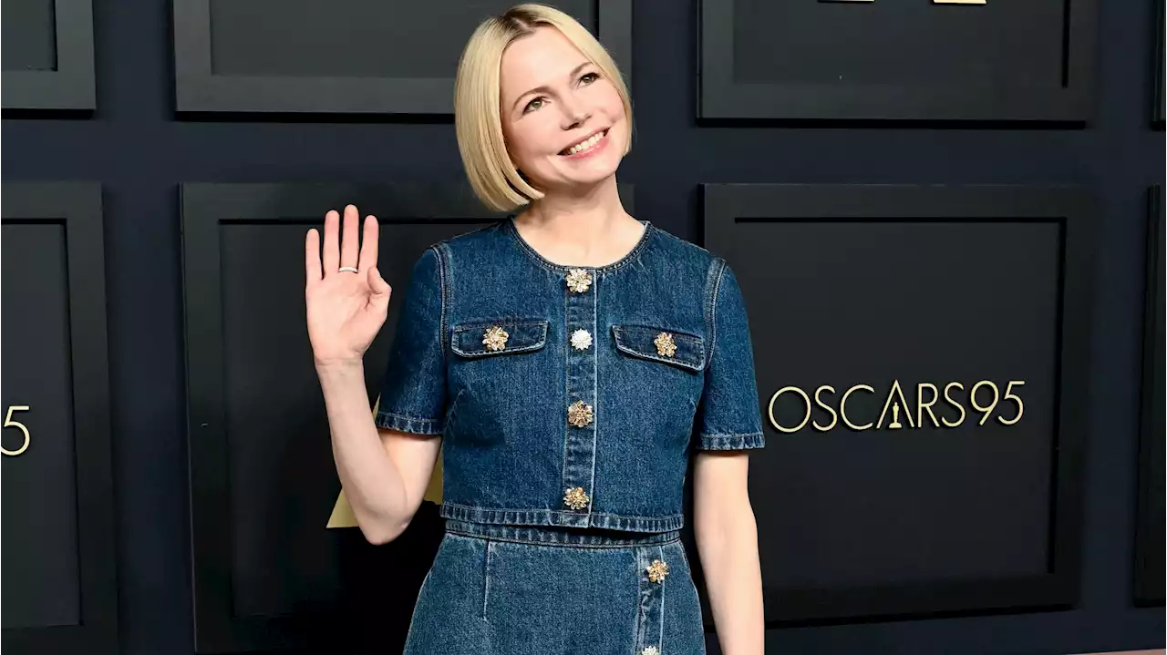 Passage en revue des looks lors du déjeuner des nommés aux Oscars 2023