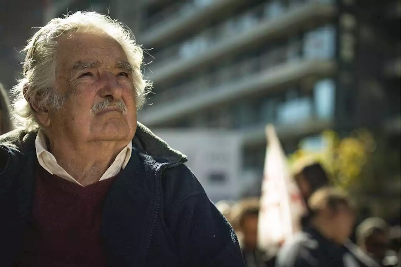 Pepe Mujica pide no tener miedo a la reforma a la salud de Petro