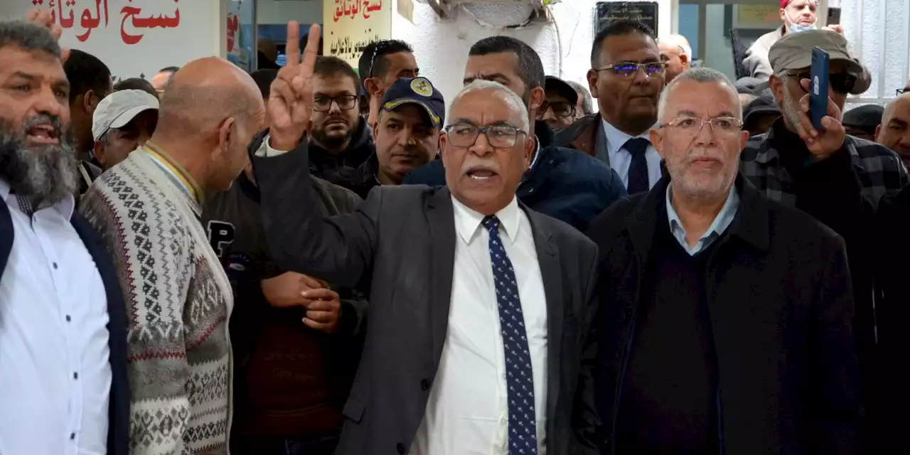 Tunisian Authorities Arrest Opposition Politicians Amid Social Discontent