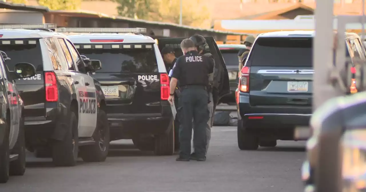 Two suspects in custody after deadly shooting in Mesa Thursday morning