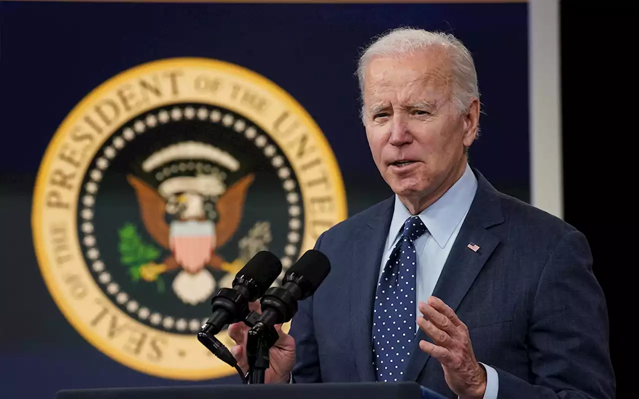 Biden advierte que derribará cualquier objeto que amenace a EU