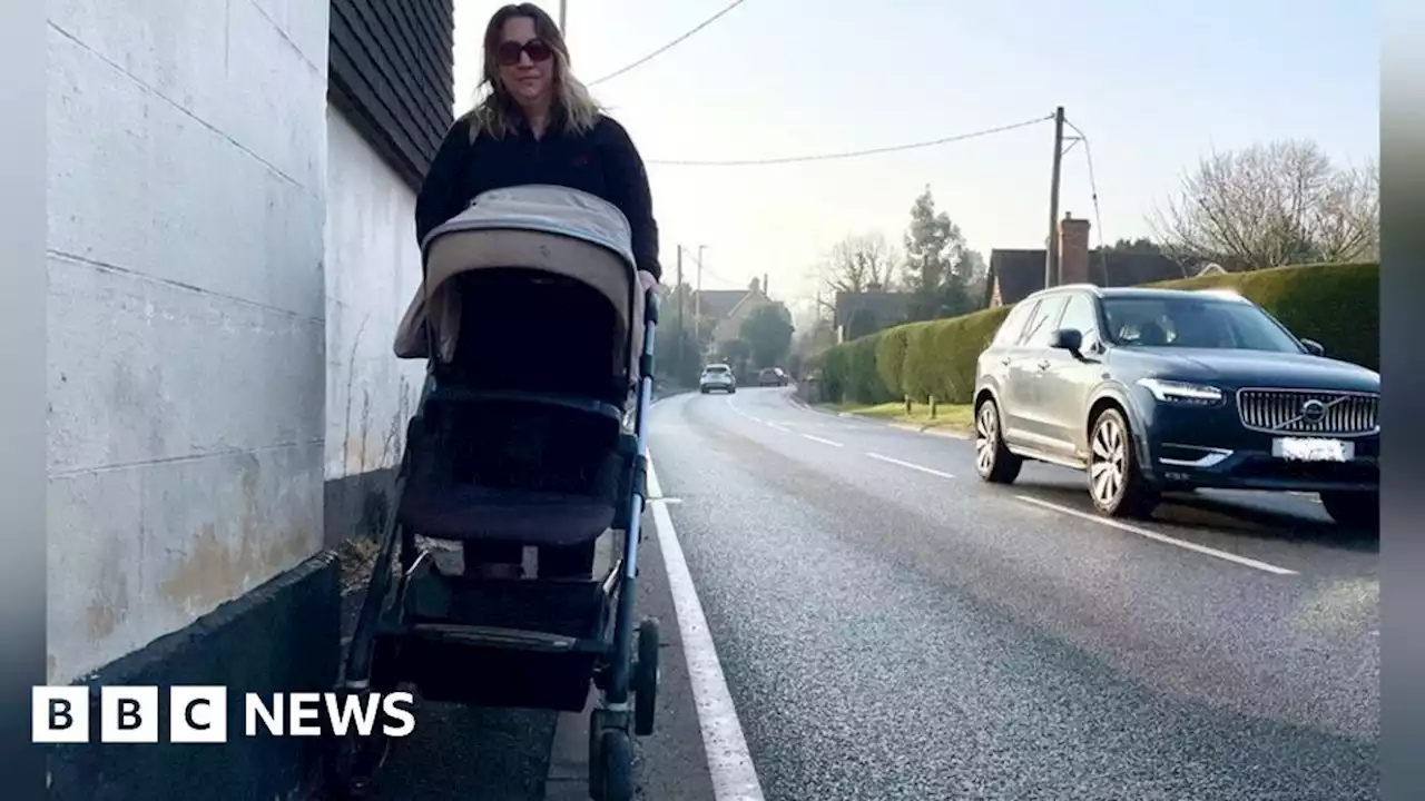 Cressage villagers complain their pavement is too tiny