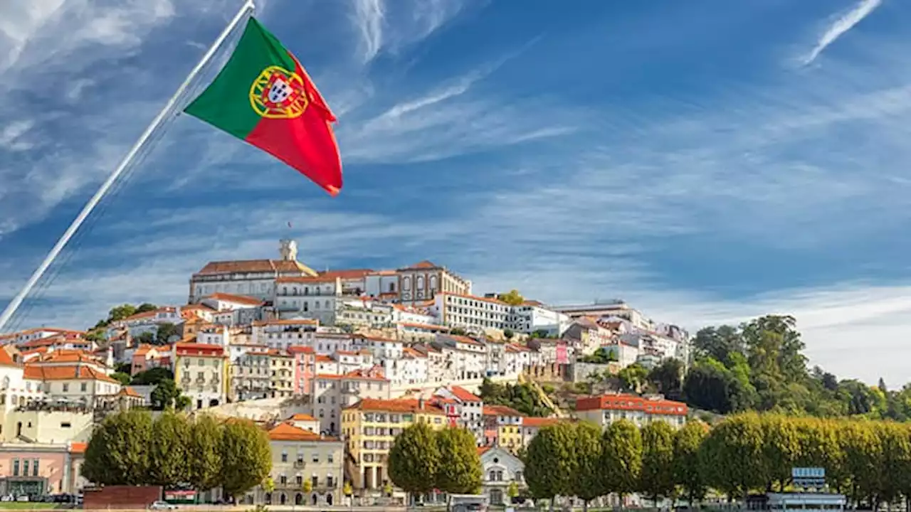 'Un permis de séjour contre un investissement': Le Portugal met fin aux 'visas dorés'