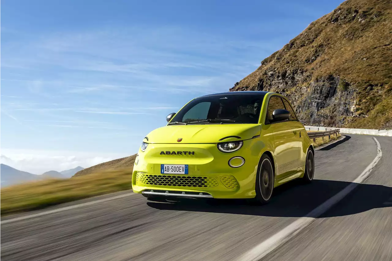 Abarth fait de la Fiat 500 un (petit) boulet de canon électrique