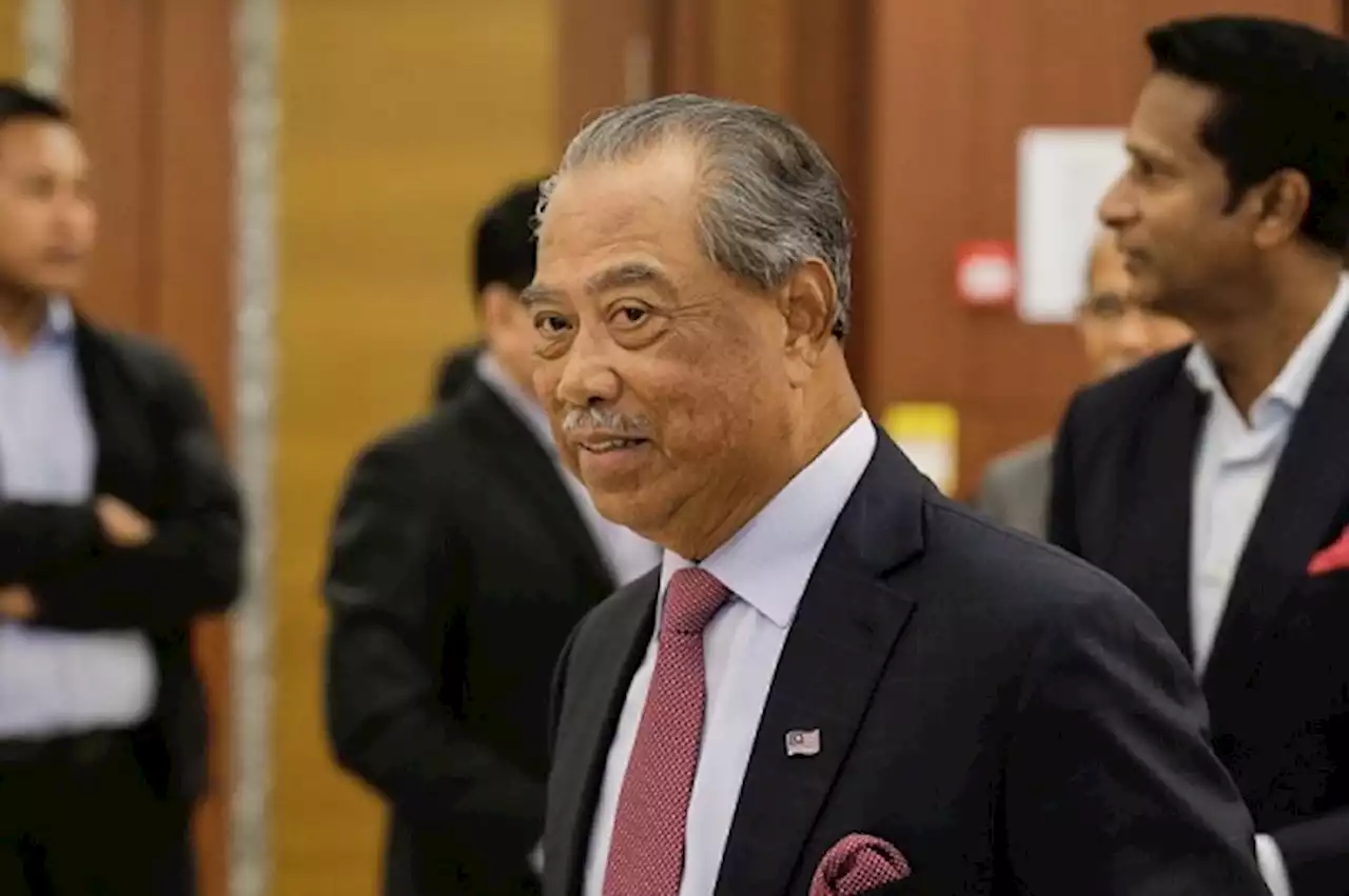 Muhyiddin questioned by MACC over claims his relative won govt contract