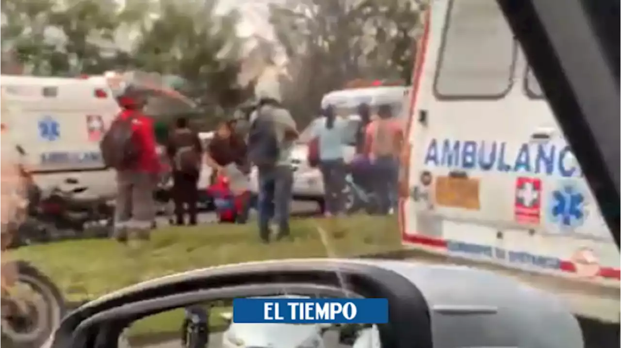 Una mujer embarazada, entre heridos de accidente de buseta en vía Panamericana