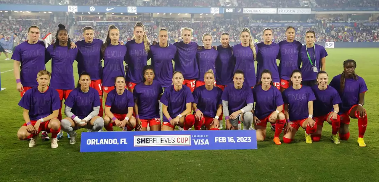 Canadian women make gender equality statement by wearing purple at SheBelieves Cup