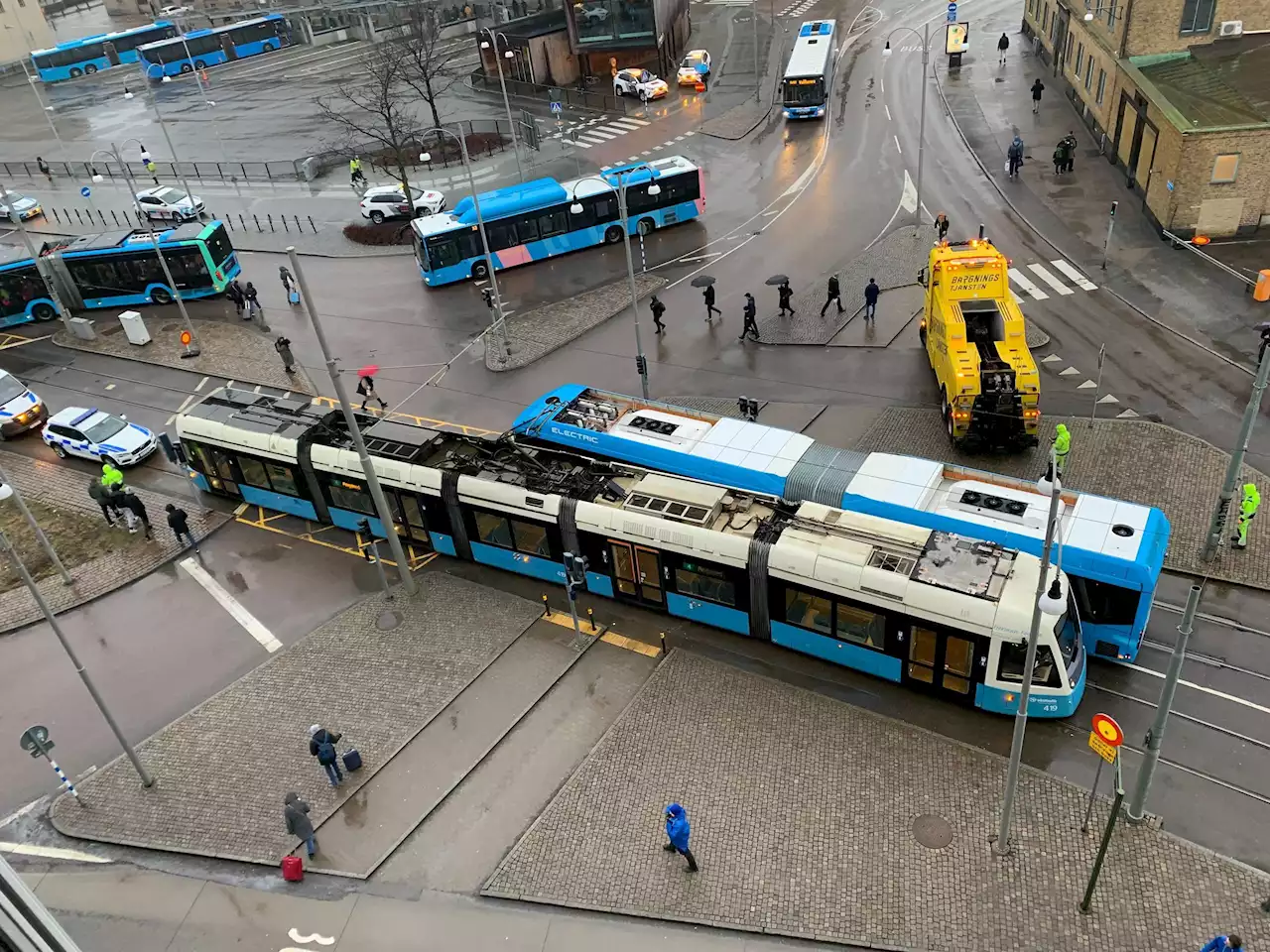 Olycka vid Åkareplatsen stoppade spårvagnstrafiken