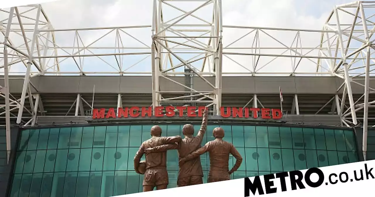 Qatar launches official bid to buy Man Utd with 'debt free' promise