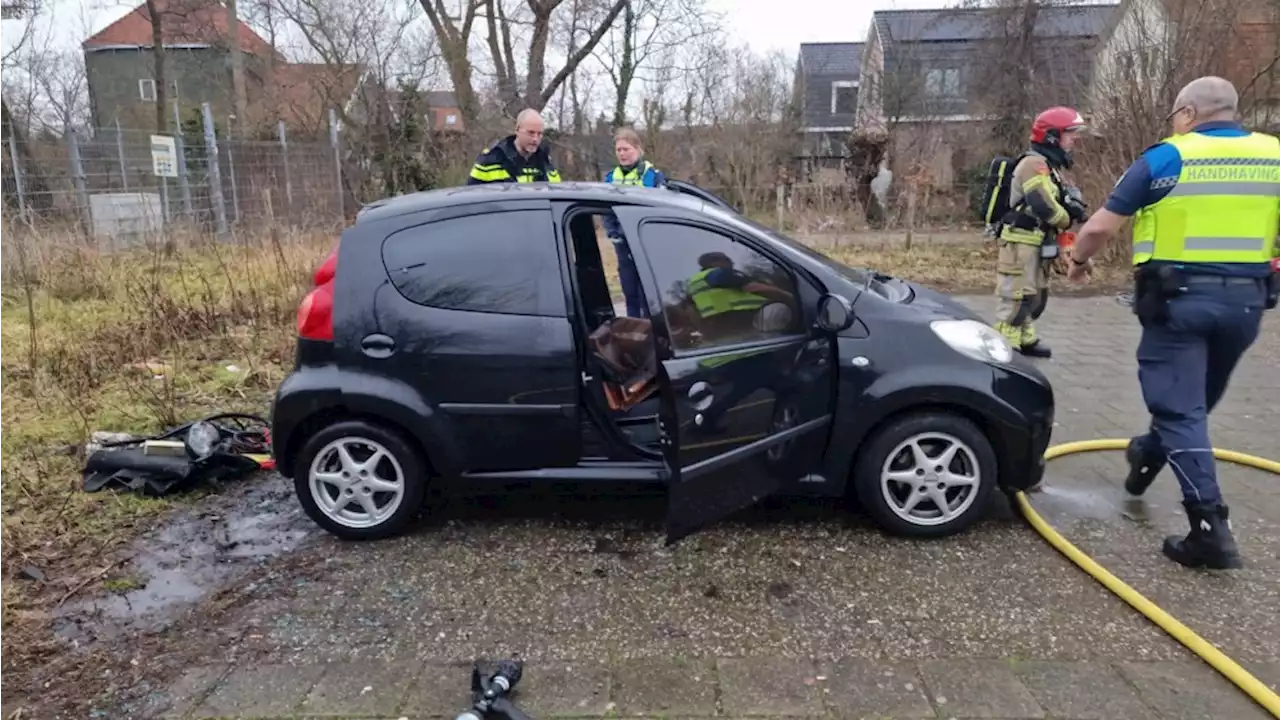 Derde autobrand op rij in Zaandam: is er een pyromaan actief?