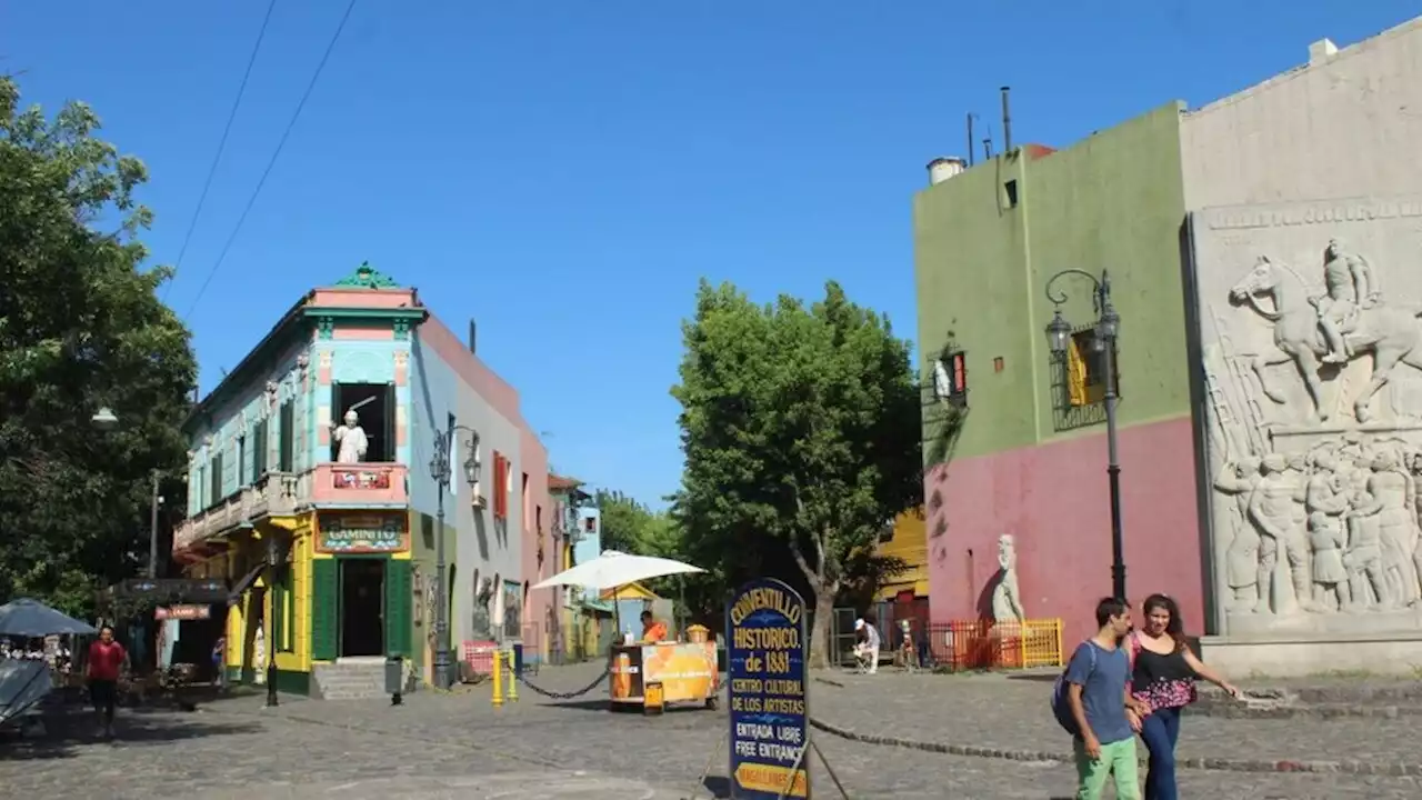 Apuñalaron a dos turistas austríacos en La Boca para robarles | Están fuera de peligro