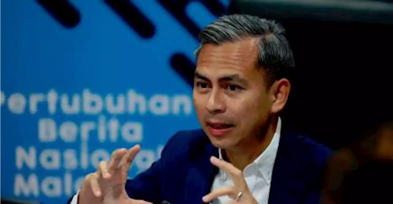 Gov&#039;t never discussed on trimming the civil service: Fahmi