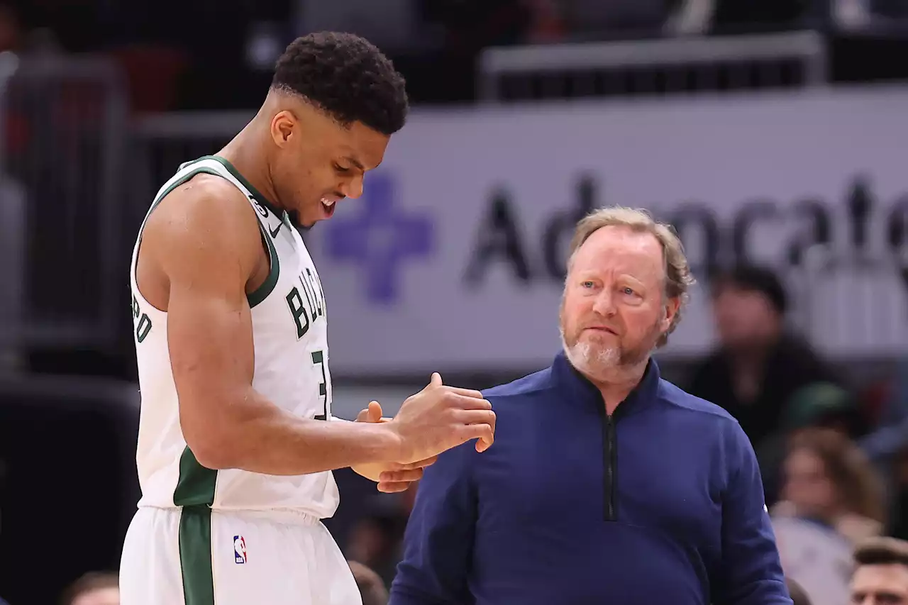 Giannis Antetokounmpo se lesiona la muñeca y es duda para el NBA All Star Game