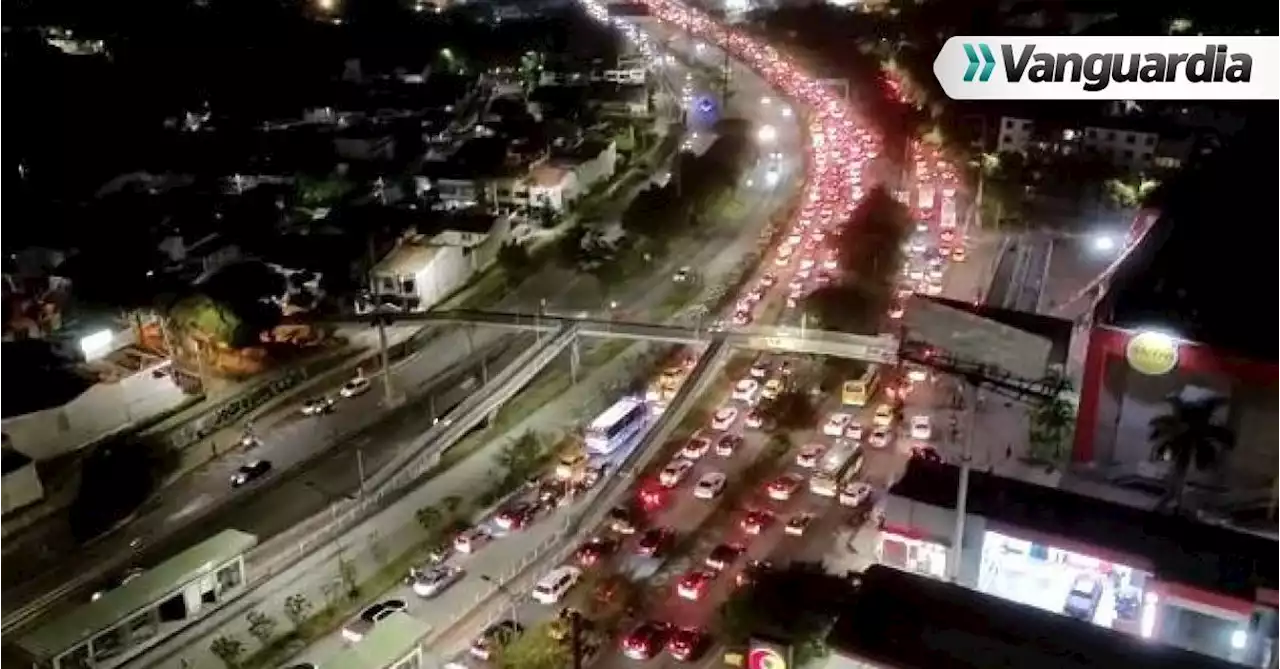 Video: Impresionante trancón en la autopista que de Bucaramanga conduce a Piedecuesta