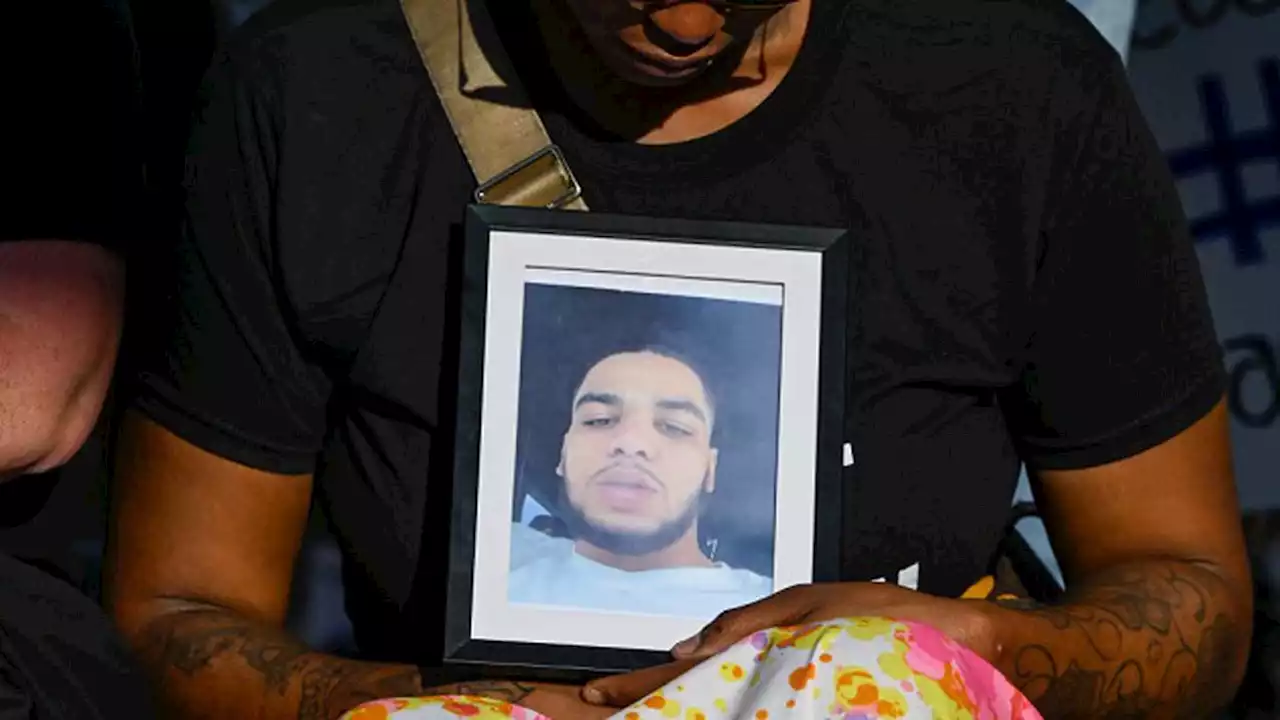 Family files wrongful death lawsuit against Columbus police officer who shot Donovan Lewis