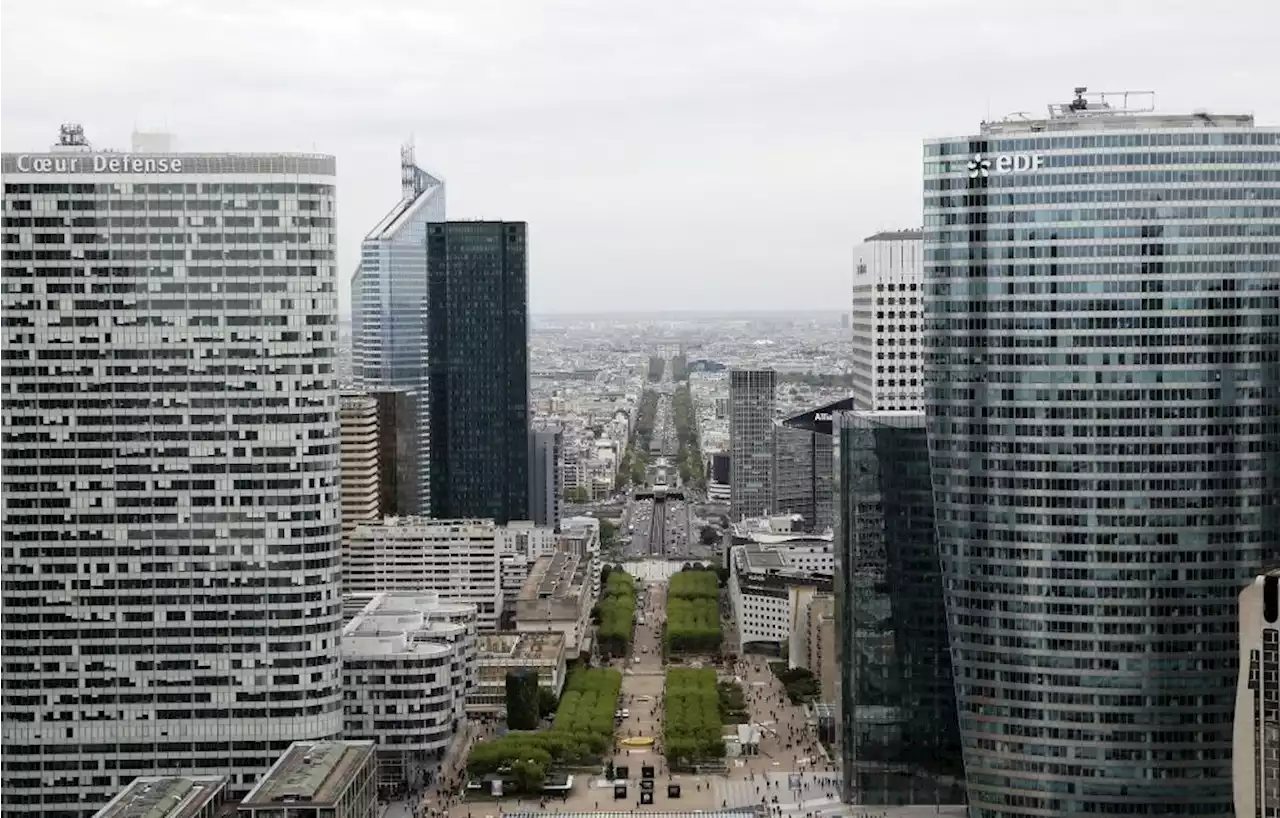 Mouvement de panique au centre commercial des Quatre Temps après un suicide