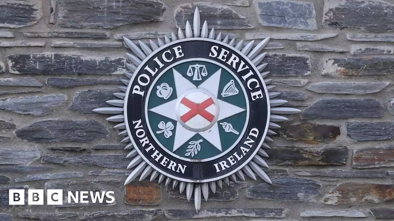 Londonderry: Security alert after armed gang tries to hijack car