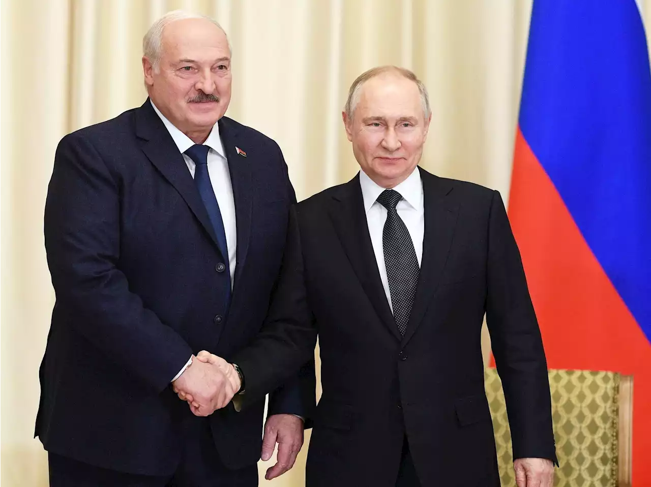 Russia's Vladimir Putin meets Belarus' Alexander Lukashenko to discuss closer military, economic ties