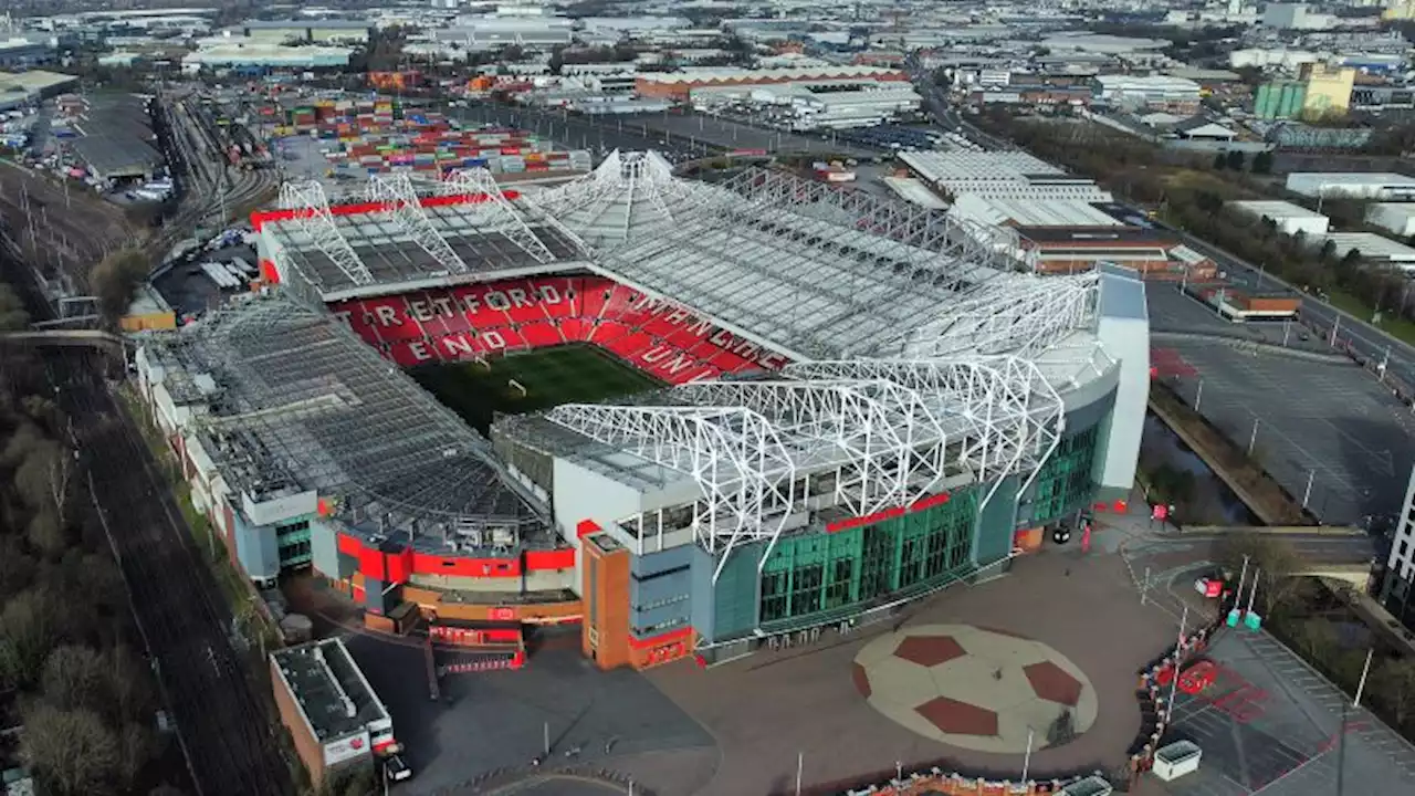 Qatari Sheikh Jassim Bin Hamad Al Thani officially makes bid for Manchester United | CNN