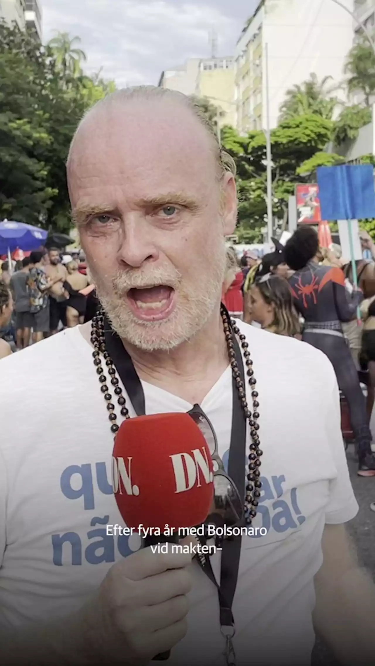 Turisterna flockas när gatufesten i Rio de Janeiro är tillbaka