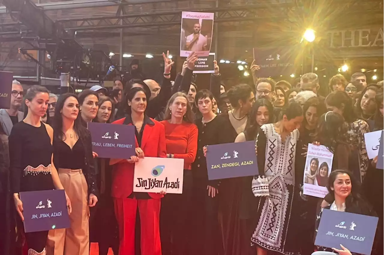 Kristen Stewart Joins Iran ‘Women Life Freedom’ Solidarity Demo On Berlin Film Festival Red Carpet