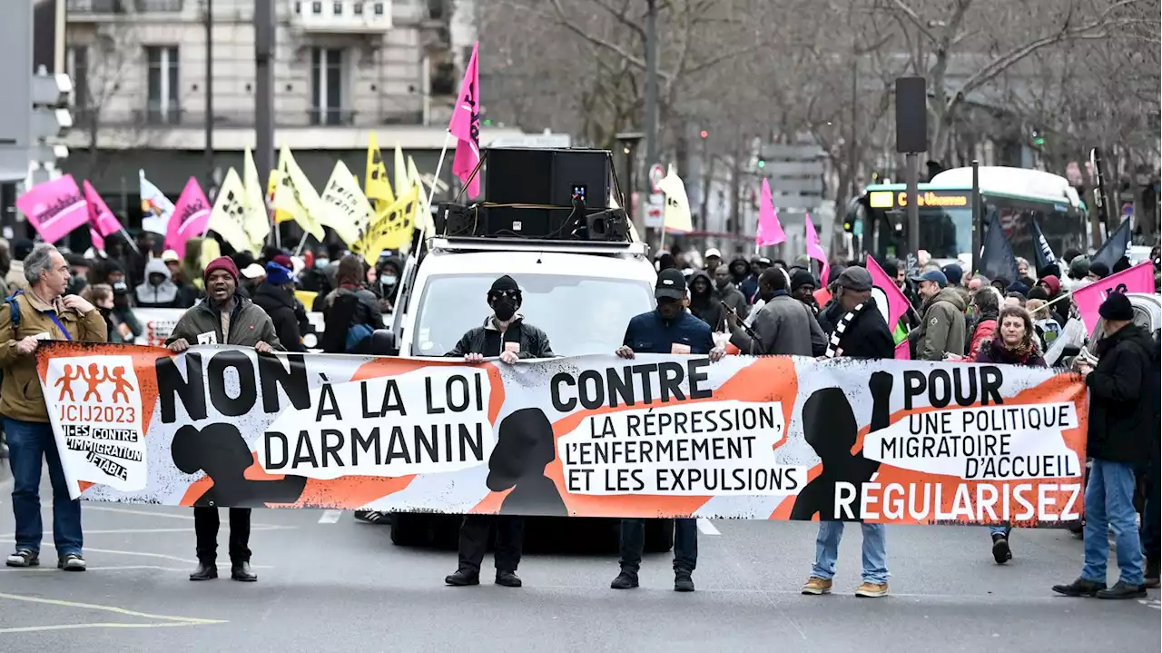 Manifestations à Paris, Lyon et Marseille contre la future loi sur l'immigration