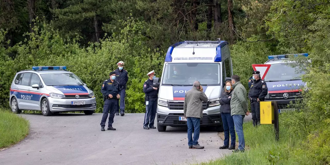 18-Jähriger nach Crash in Unfall-Wrack eingeklemmt