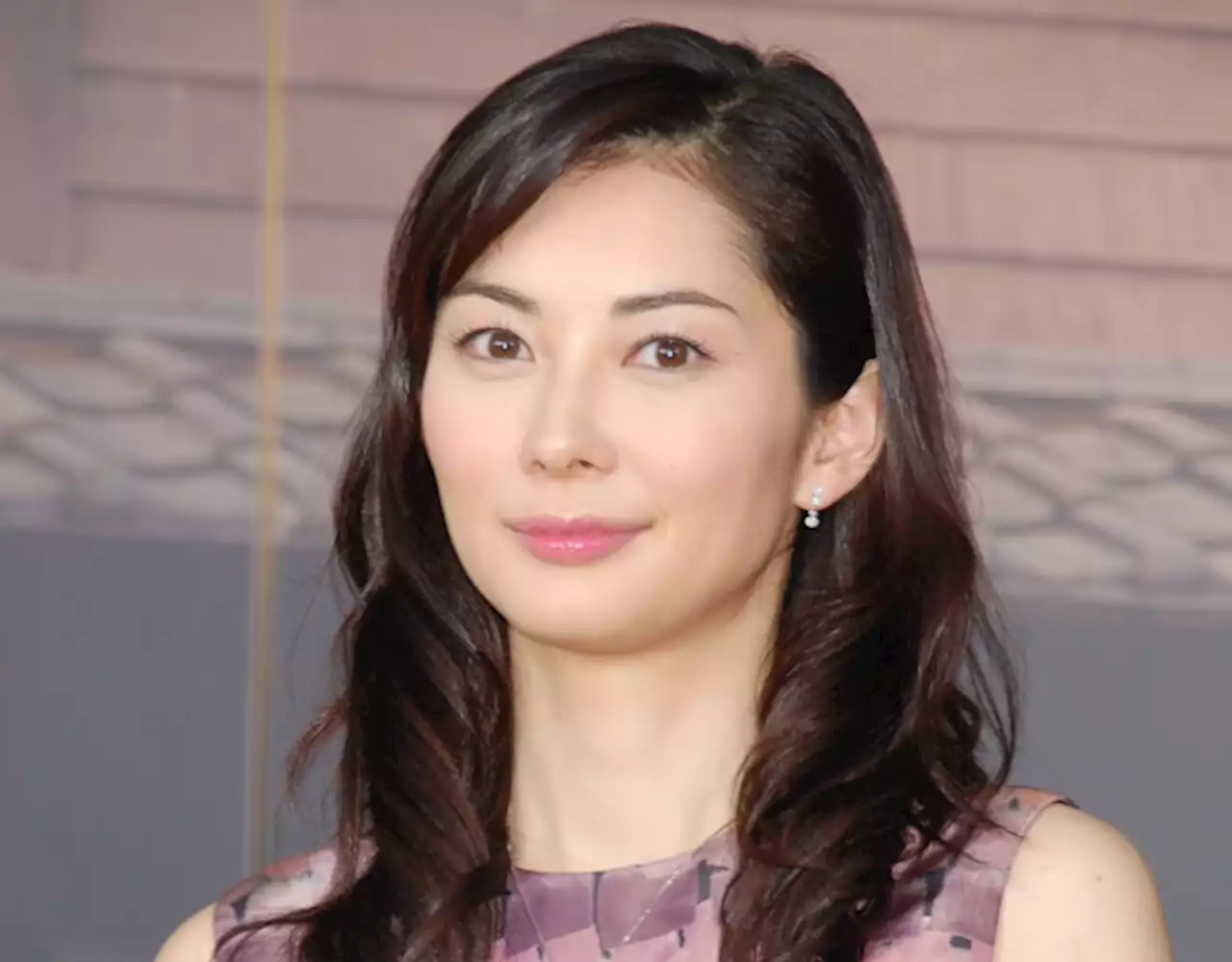 伊東美咲、45歳には見えない近影に反響「全然変わらないですね！」「The Misaki Itoって感じ」 - トピックス｜Infoseekニュース