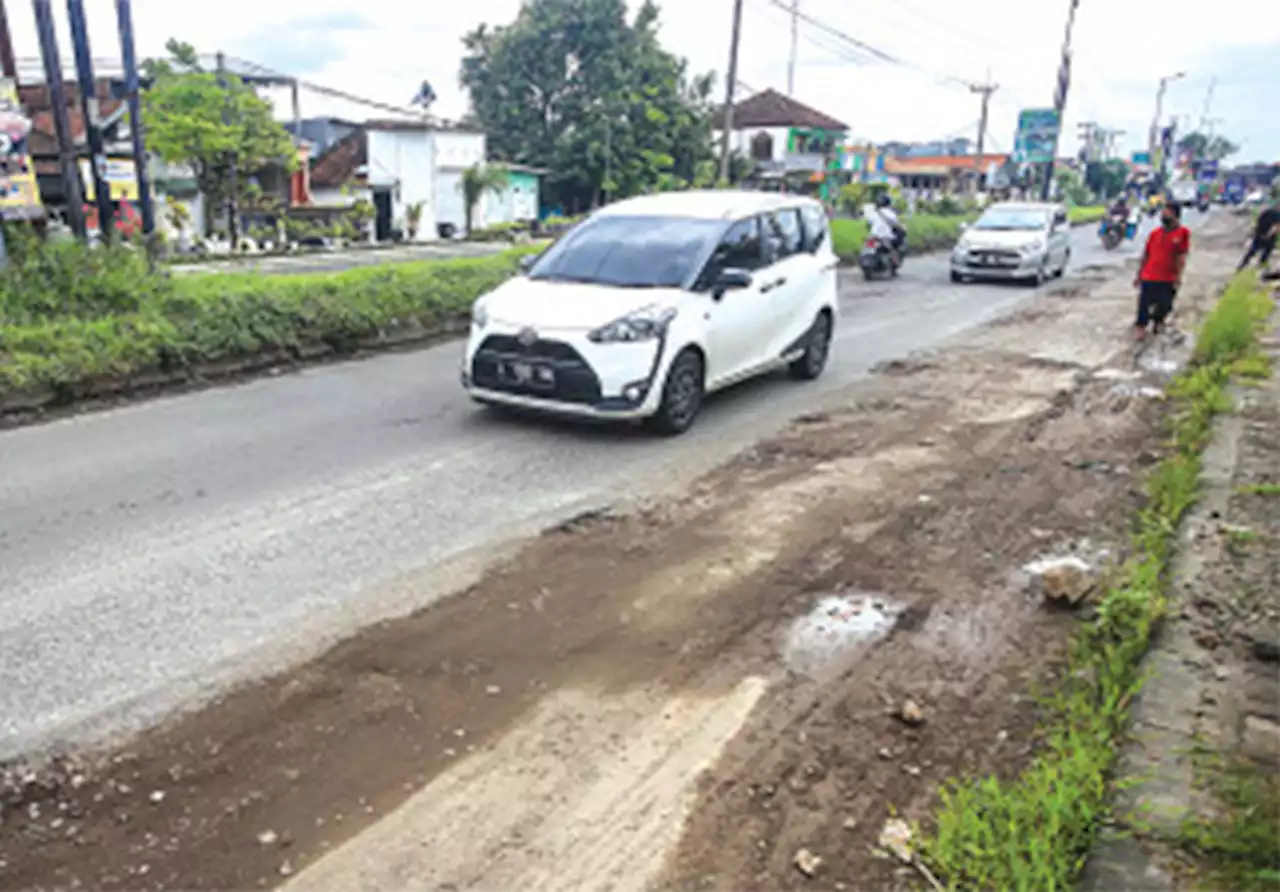 Banyak Jalan Rusak di Sidoarjo Imbas Bekas Galian Air PDAM