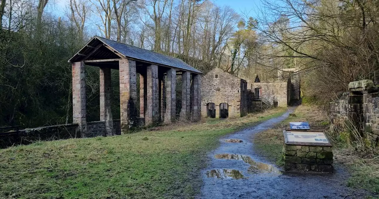 Walk to stunning Lakes waterfall that'll have you in the pub in half an hour