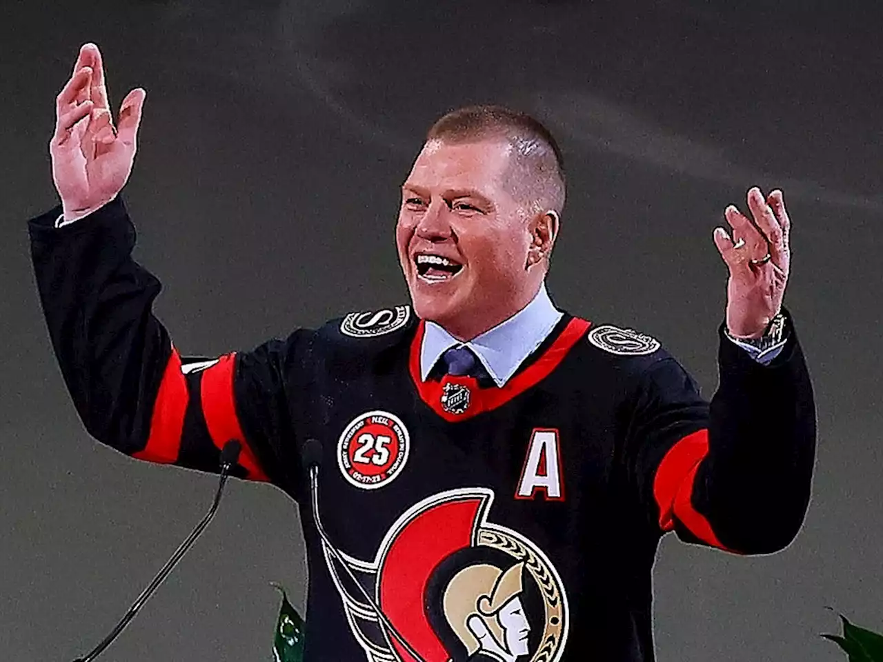 GARRIOCH: Chris Neil's No. 25 raised to the rafters during poignant ceremony to honour Senators winger