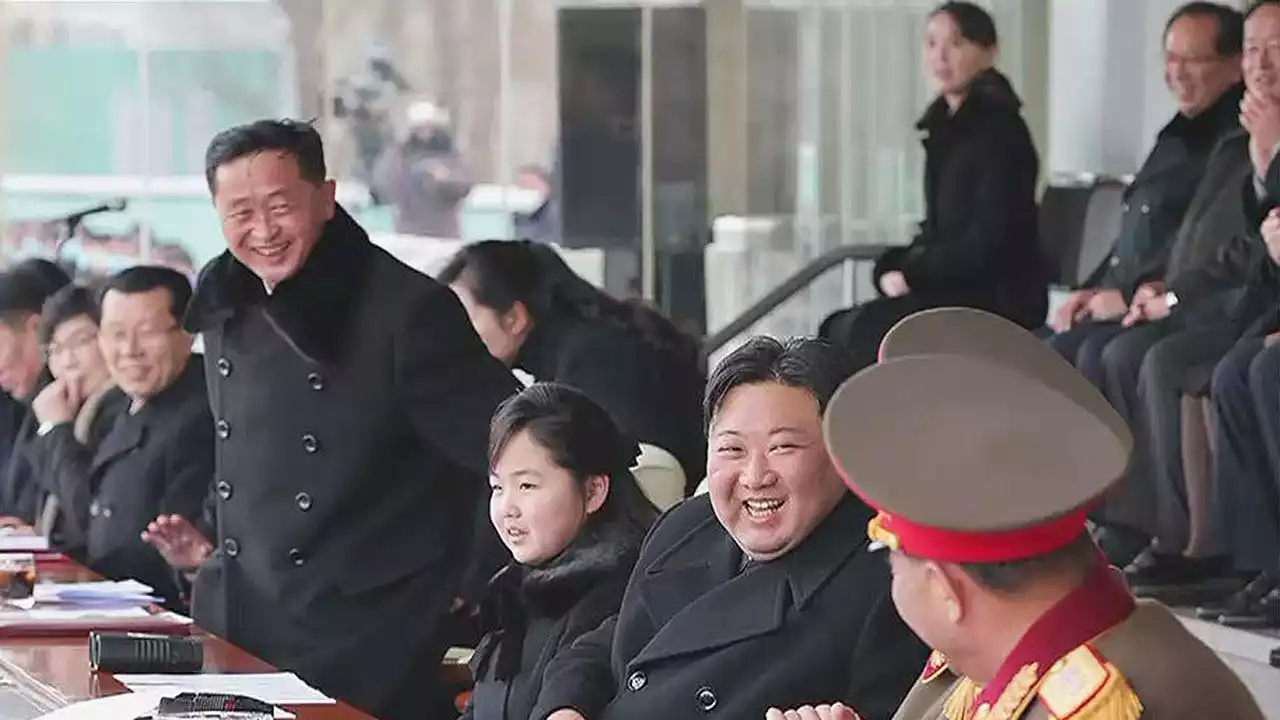 딸 주애는 중앙석, 김여정은 구석 신세…달라진 위상 재확인