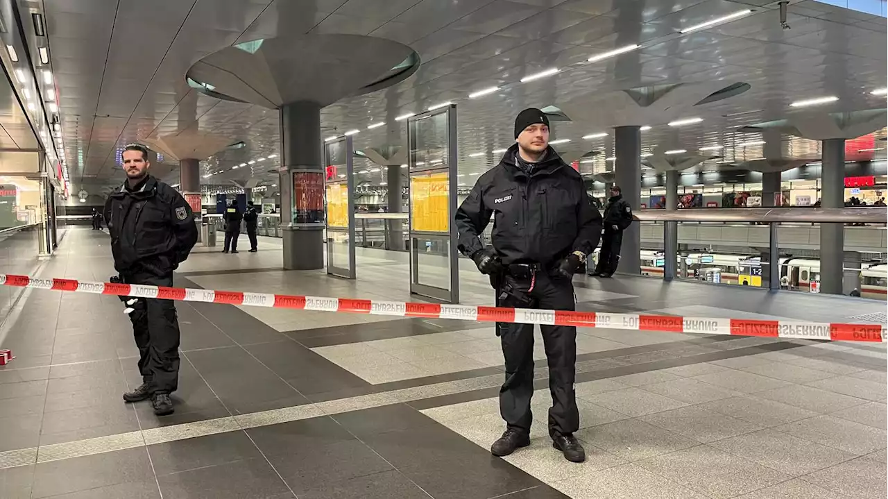 Nach Messerangriff am Berliner Hauptbahnhof: Bundespolizist schießt auf Ladendiebin