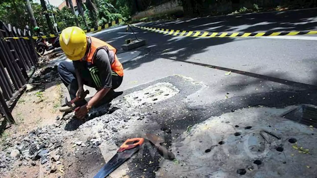 71 Sumur Resapan di Batu Ceper Jakpus Diperbaiki, Banyak Penutup Sumur Tidak Rata Aspal Jalan