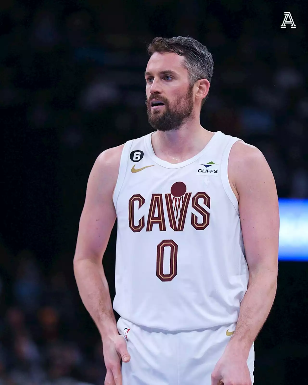 Heat leaders to sign Kevin Love following buyout