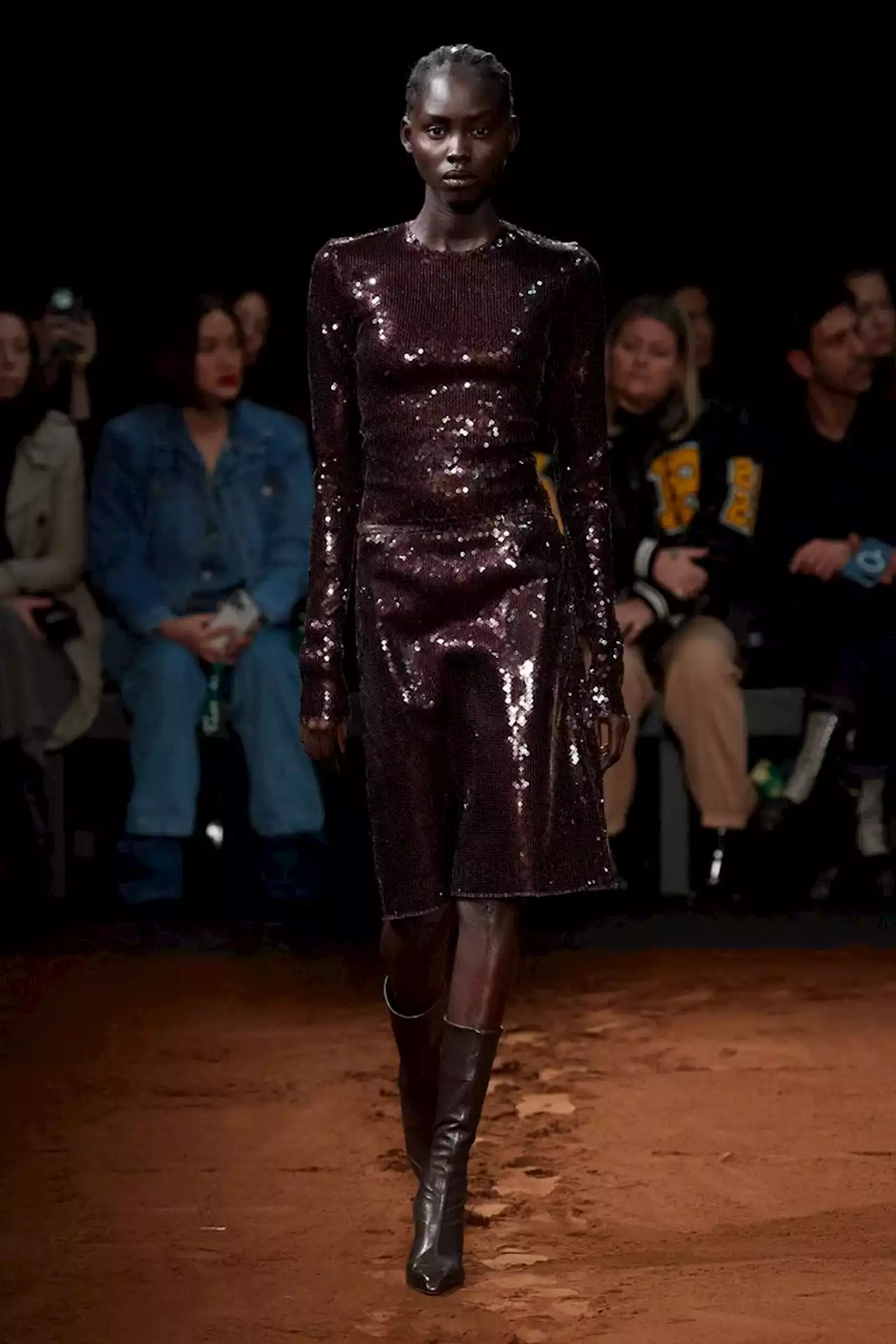 16Arlington Fall 2023 Ready-to-Wear Collection